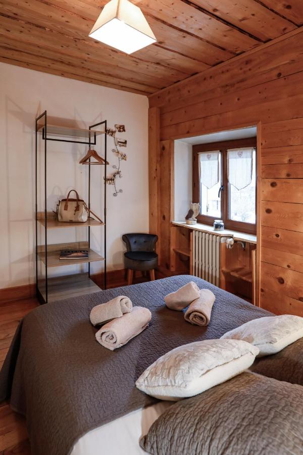 Auberge Des Deux Moucherolles Corrençon-en-Vercors Dış mekan fotoğraf