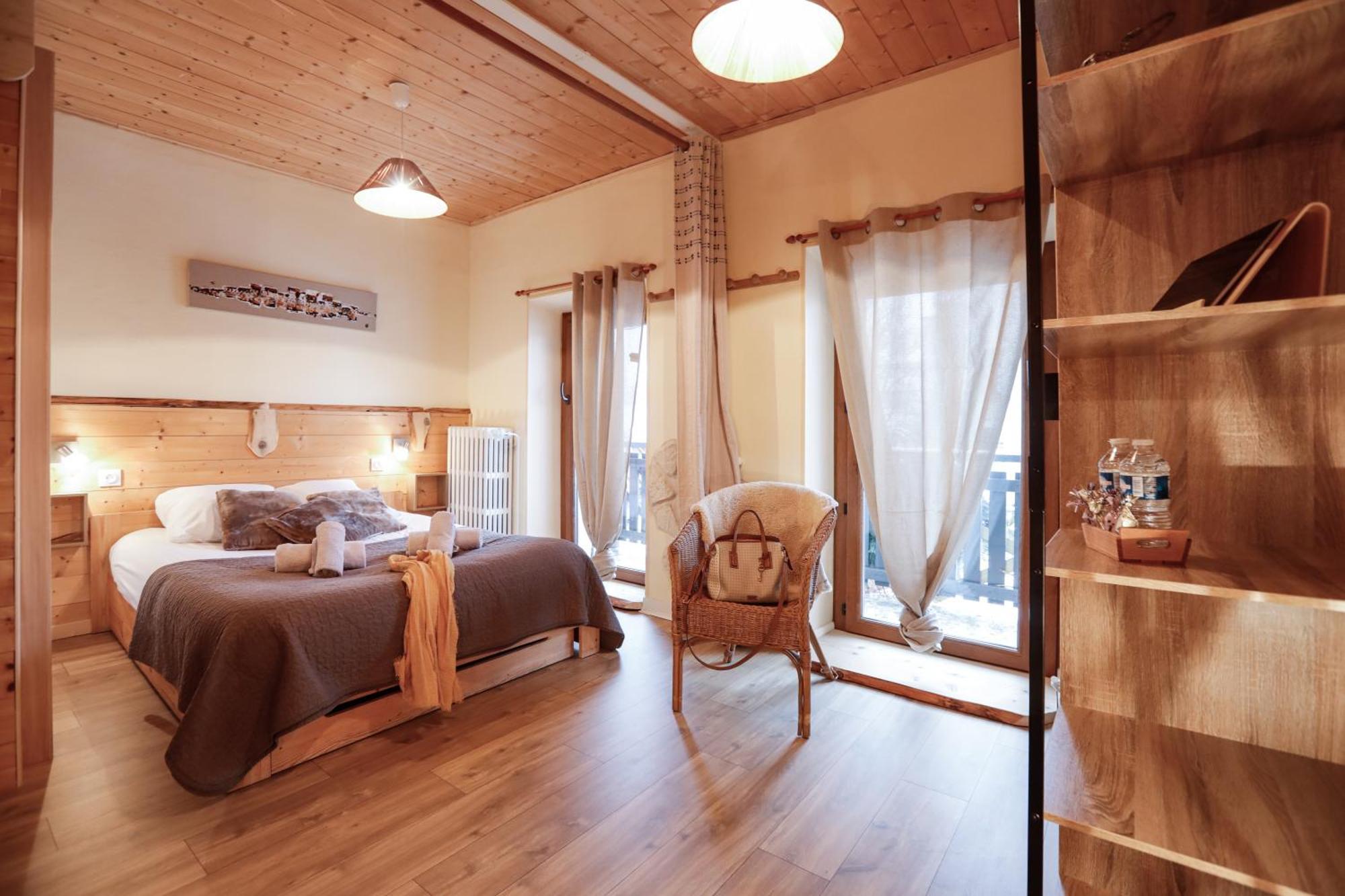 Auberge Des Deux Moucherolles Corrençon-en-Vercors Dış mekan fotoğraf